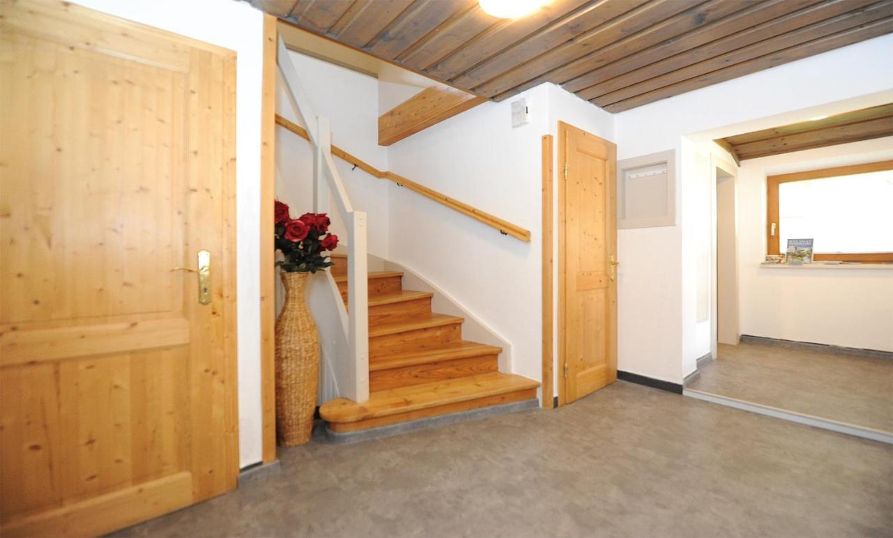 Chalet Gloria - Doppel- und Mehrbettzimmer Fusch an der Glocknerstraße Exterior foto