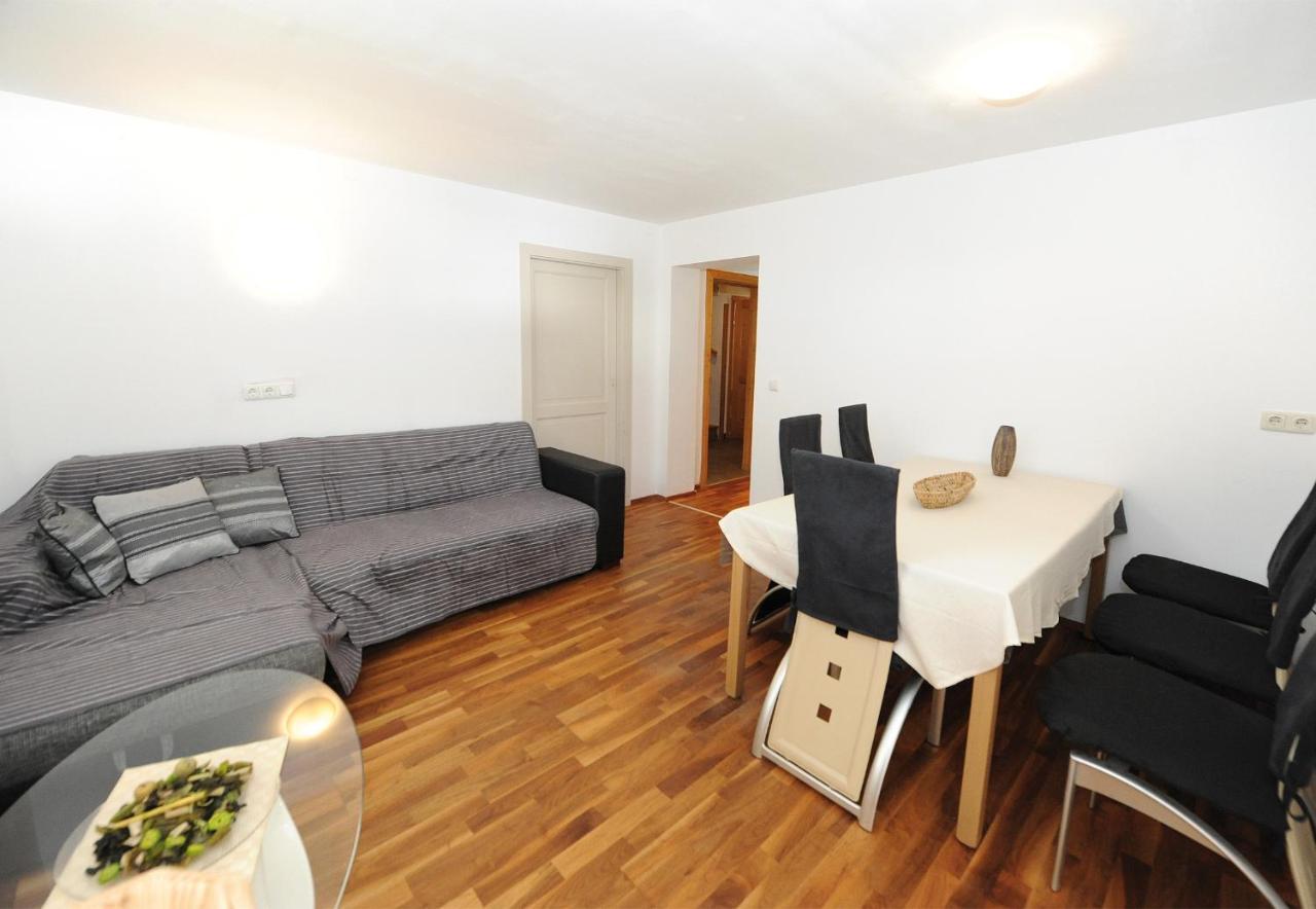 Chalet Gloria - Doppel- und Mehrbettzimmer Fusch an der Glocknerstraße Exterior foto